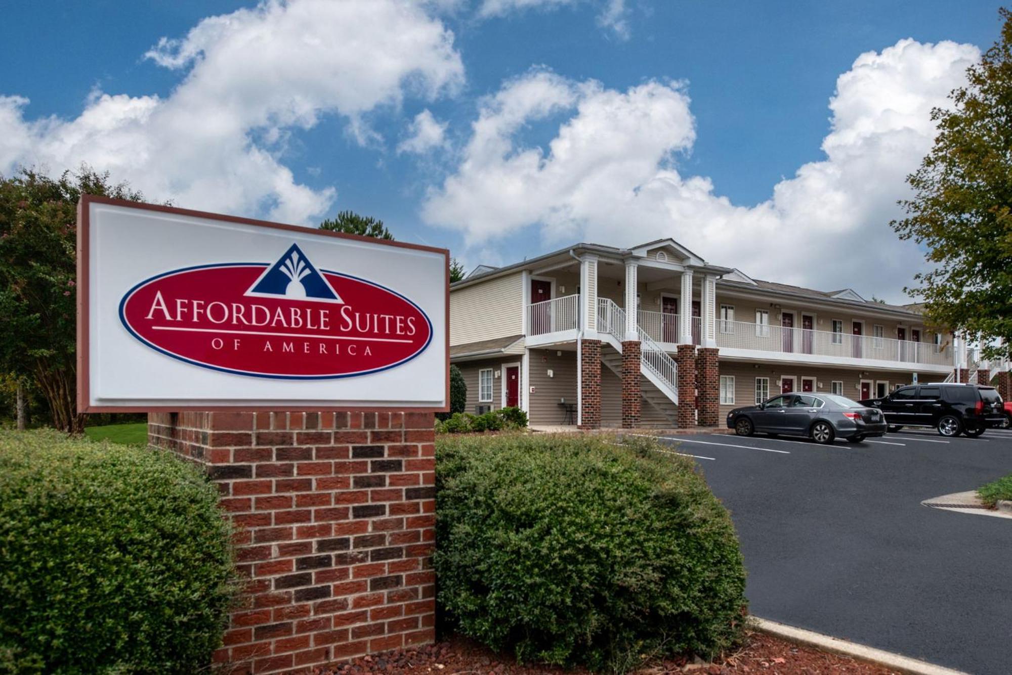 Affordable Suites Conover / Hickory Exterior foto